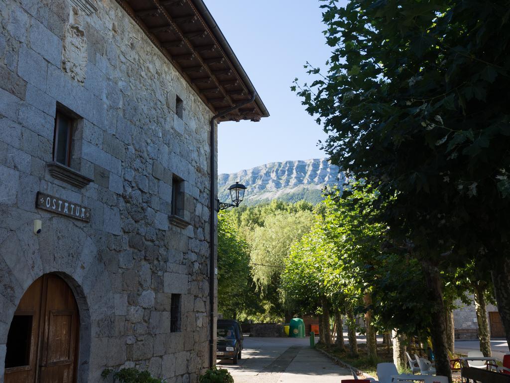 Casa Rural Martxoenea Landetxea Hotel Arruazu Exterior foto